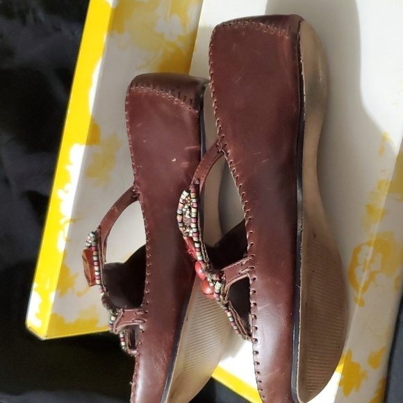 YELLOWBOX CRANE MULTI STONE SANDAL - Picture 3 of 8